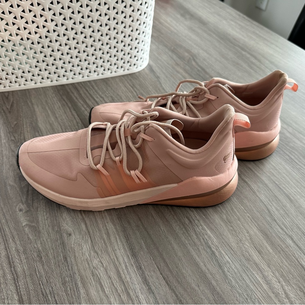 NEW - Fabletics Sneakers